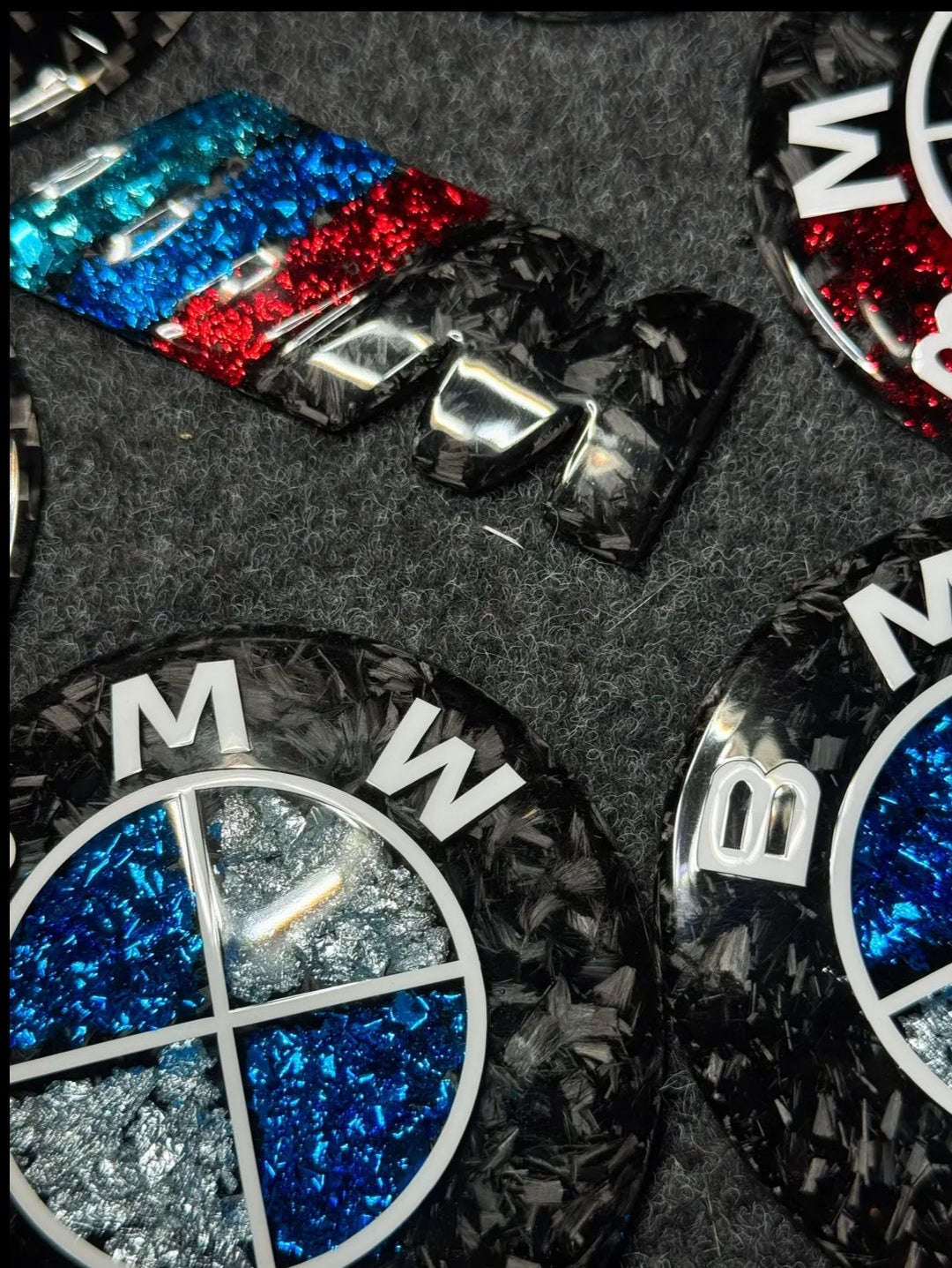 Pack fibre de carbone rouge et bleu